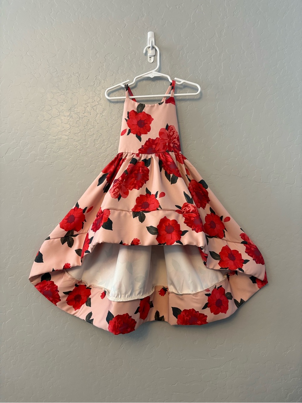 Joyfolie pearl high low dress in shell floral print size 2 NEW
